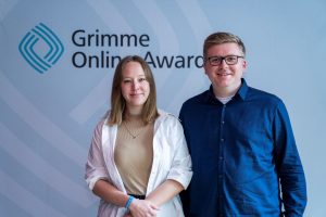 Laura Krzikalla und Till Krause bei der Bekanntgabe der Nominierungen zum Grimme Online Award 2023, Foto: Foto: Arkadiusz Goniwiecha / Grimme-Institut